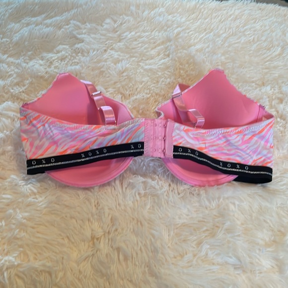 XOXO Bra - Picture 3 of 4